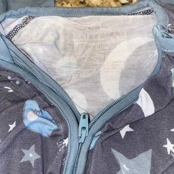 Little Sleepies Zippy Bundle of 4, 12-18 months, Bamboo PJs - Picture 3 of 7